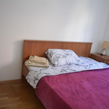 Apartman Πίροτ Εξωτερικό φωτογραφία