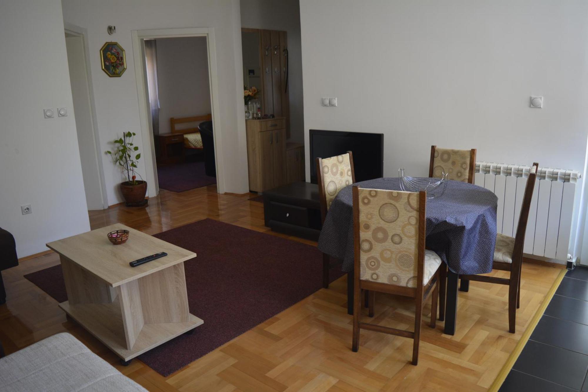 Apartman Πίροτ Εξωτερικό φωτογραφία